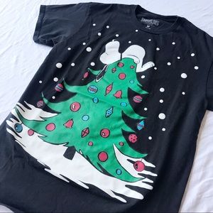 Peanuts Tops - Snoopy Christmas T-Shirt Peanuts Tops - Snoopy Christmas T-Shirt